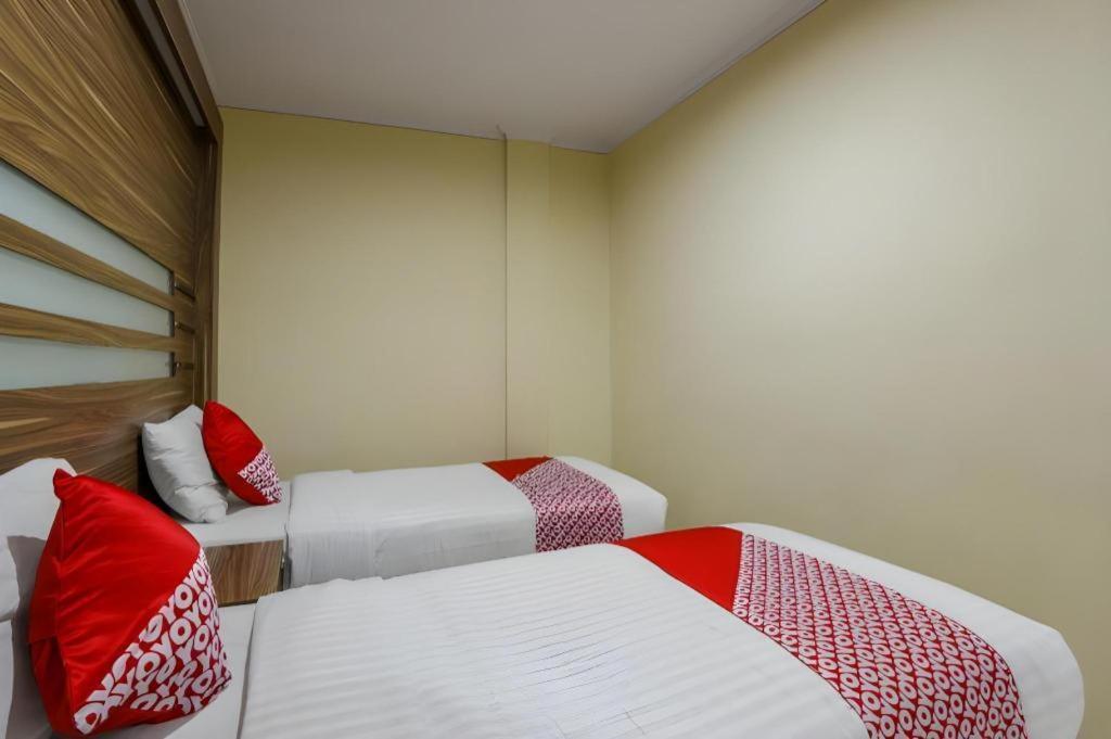 Hotel Senen Indah Syariah Джакарта Экстерьер фото