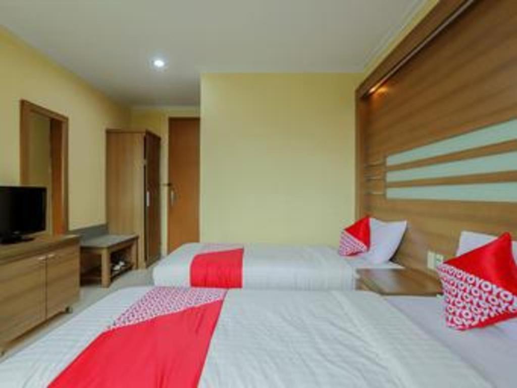 Hotel Senen Indah Syariah Джакарта Экстерьер фото